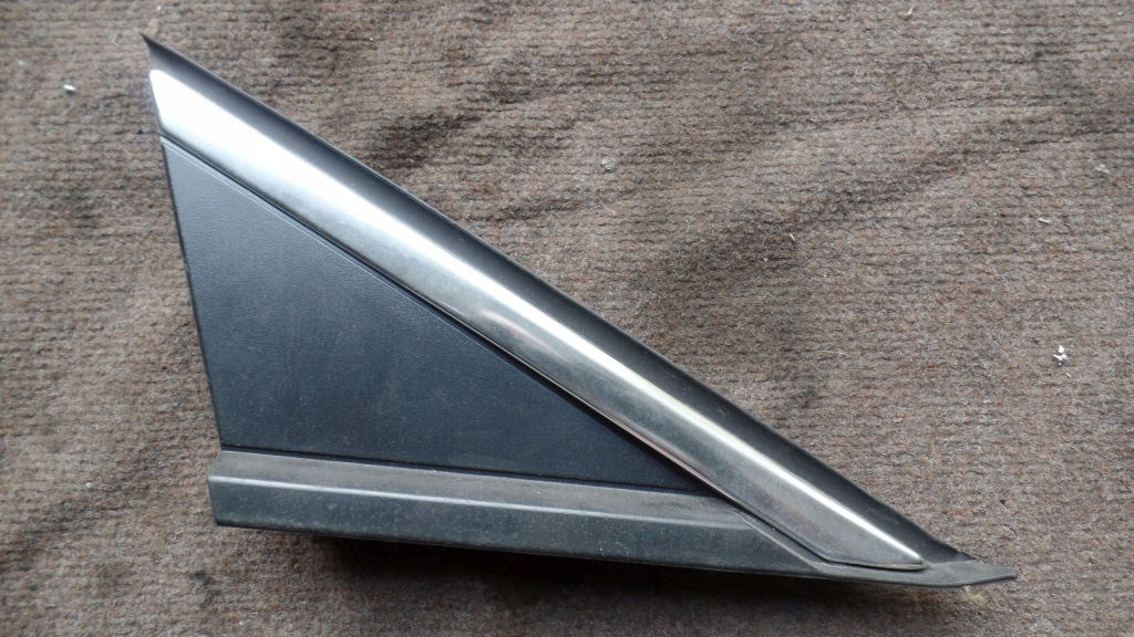 фото №1, Треугольник заглушка крыла правая opel astra k 5 39041996