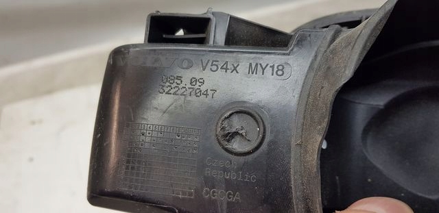 фото №5, Volvo v60 кришка заливної пального 32262812