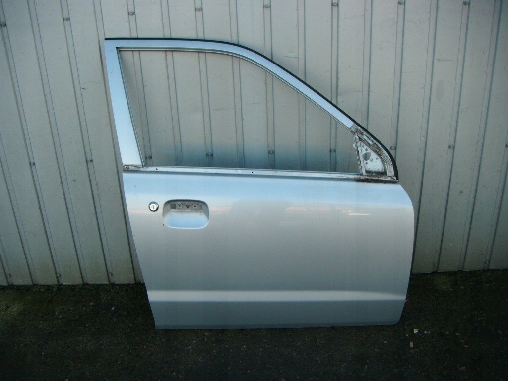 фото №1, Suzuki alto v 98-04 дверь правый перед