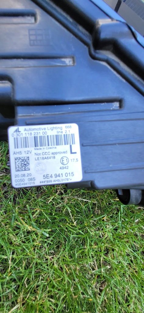 фото №16, Skoda octavia iv лампа передняя левая led 5e4941015