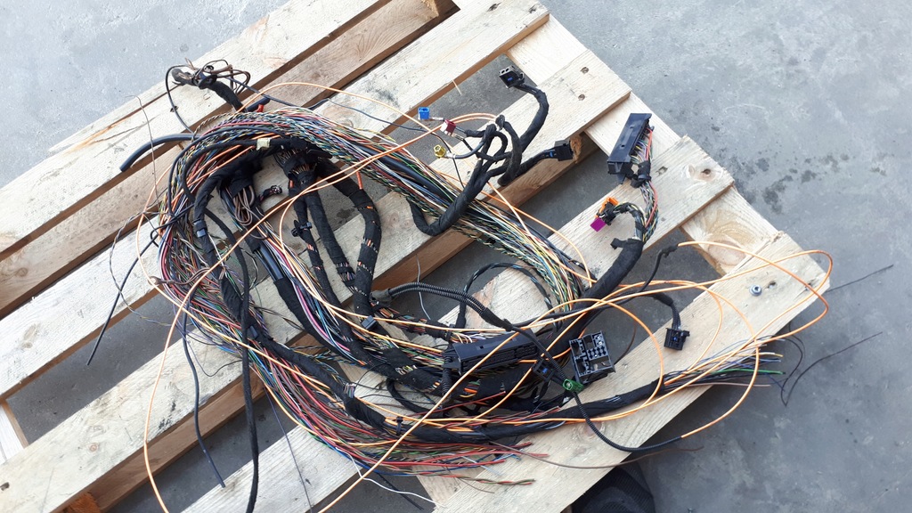 фото №10, A7 4g жгут усилителя bang olufsen a6 c7 4g