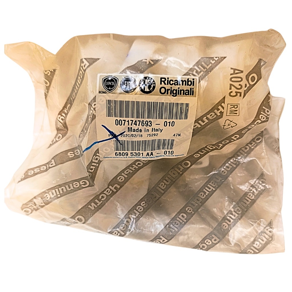 фото №7, Подкладка клипса вкладка защита педали тормоза fiat 71747693