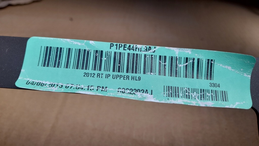 фото №13, Chrysler town country v 10-20 приборная панель приборная подушка 68086537ac usa