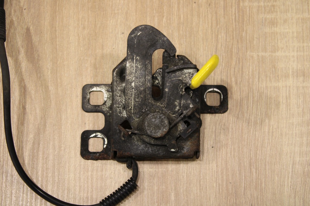 фото №2, Замок капот alfa romeo giulietta