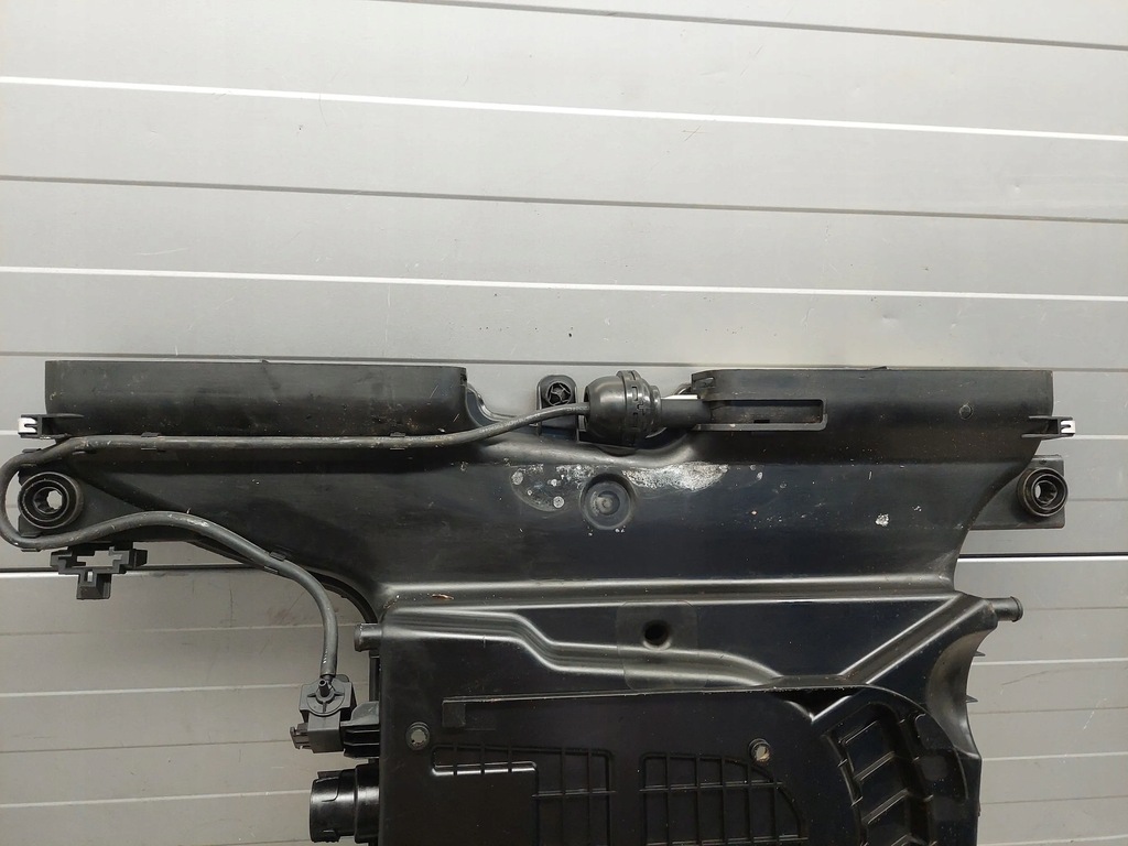 фото №5, Audi q7 4m 4m0133837a корпус фильтров воздуха