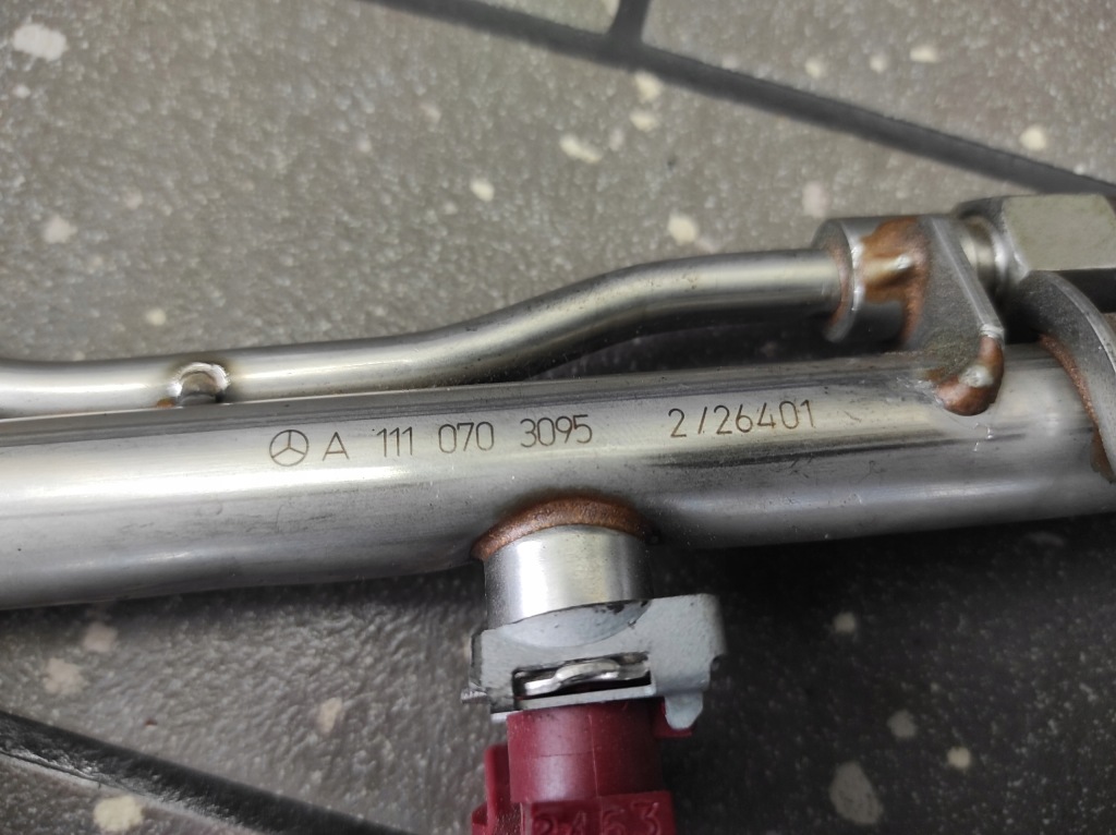 Купити Молдинг упорскування регулятор тиску пального mercedes w203