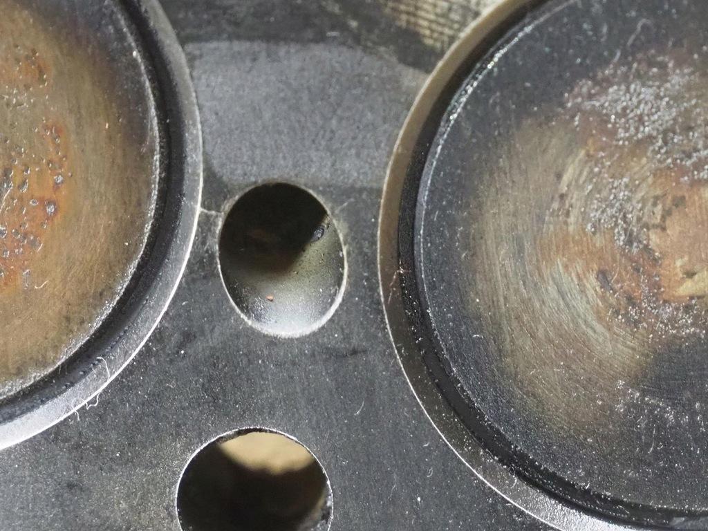 фото №12, Головка комплектна вали audi a6 c6 2.7 tdi bpp права 0594af