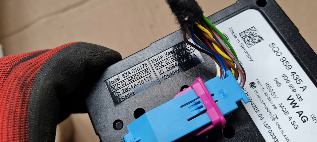 фото №6, S3 8v sedan a3 блок управления модуль kessy 5q0959435a