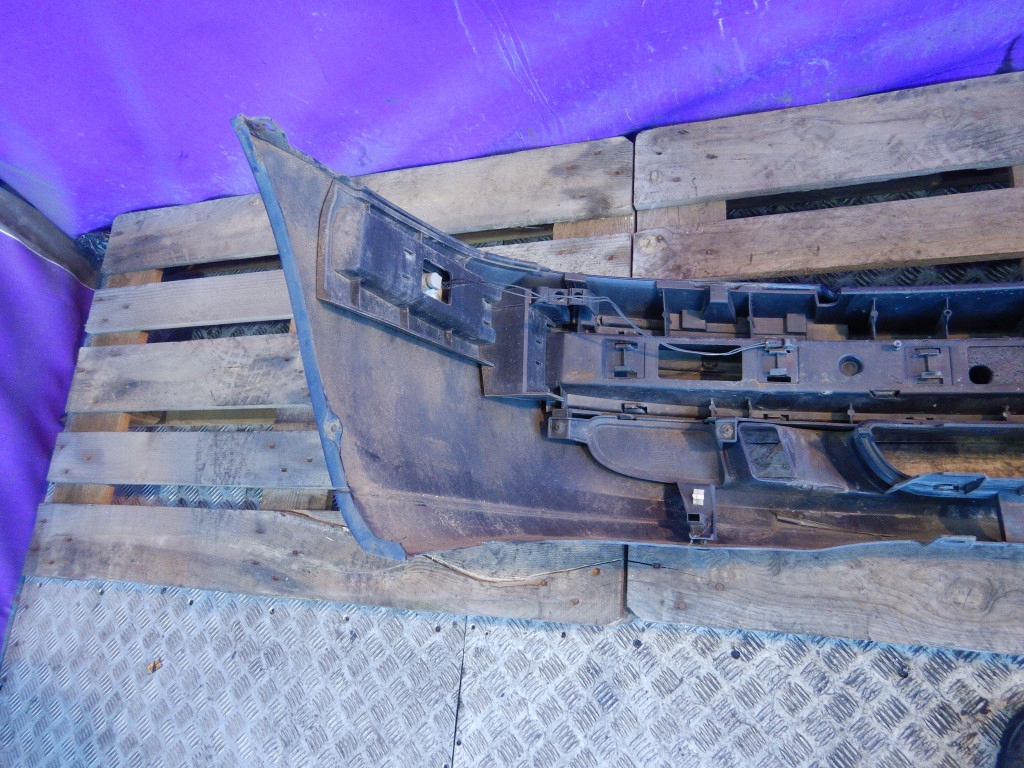 фото №9, Volvo v40 i s40 00-02 бампер перед передний 343-22