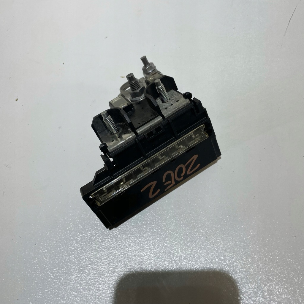 фото №1, Renault zoe ii клема запобіжники акумулятор