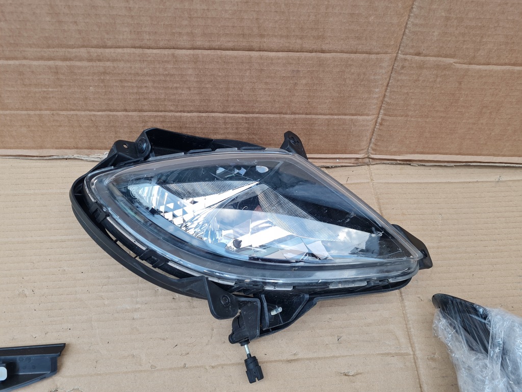 фото №5, Hyundai ix20 противотуманная фара правый лампа перед правая