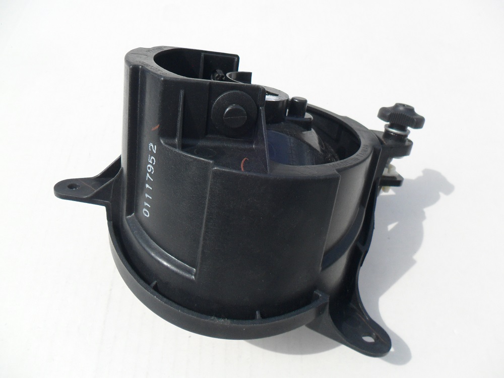 фото №9, Kia sorento jc 2002 2003 2004 2005 противотуманная фара правый