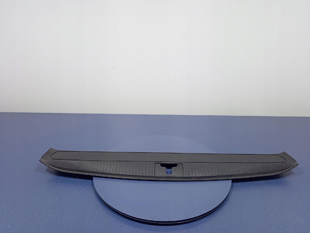 фото №1, Opel zafira c защита пластиковая поперечина заднего багажника 322225228