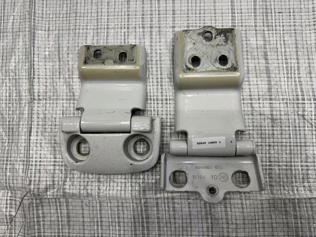 фото №1, Петлі двері задніх citroen jumper iii ducato a048903