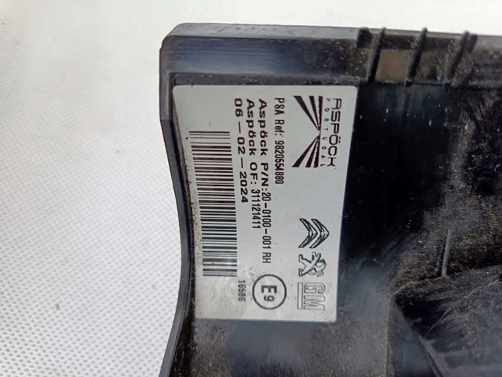 фото №5, Лампа правый задняя opel combo e iv 2019-24 berlingo partner proace 9820554880