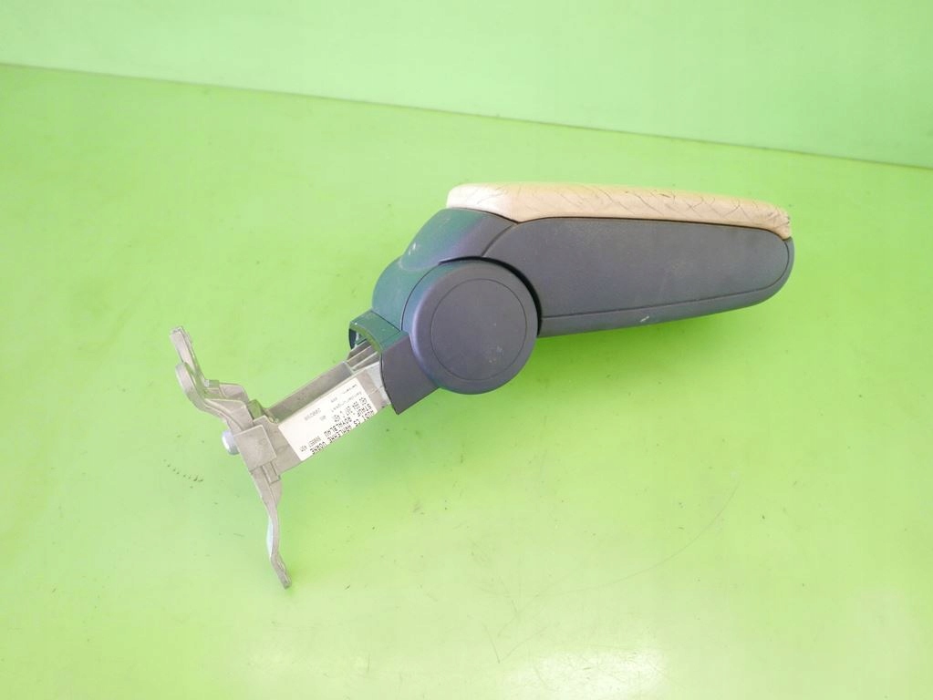 фото №9, Підлокітник перед audi a6 c5 kombi avant 97-01