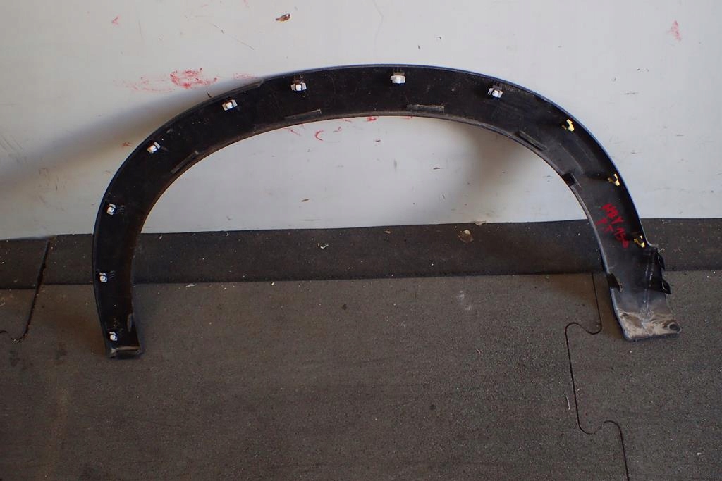 фото №4, Молдинг крыла правый задняя honda hrv 15-