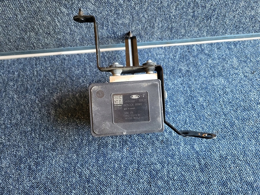 фото №1, Ford mustang vi 2015+ насос abs блок керування