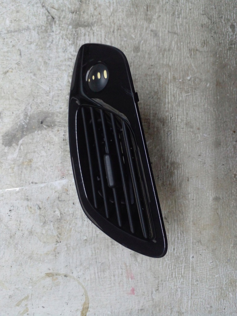 фото №1, Решётка обдув правая renault scenic iii 1012127