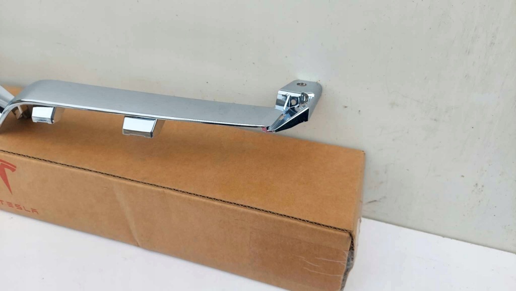 фото №4, Tesla model s lift 16- хром решётка радиатора решётка радиатора новый оригинальный номер 1515