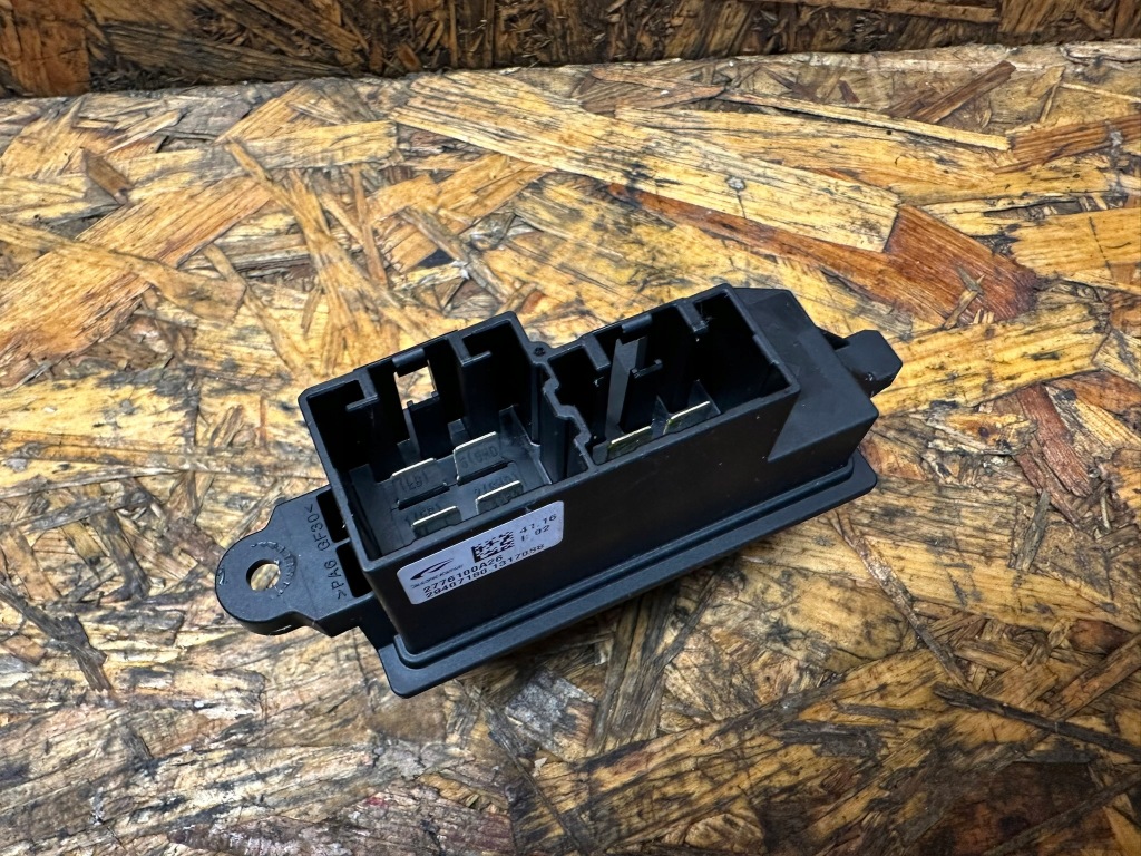 Модуль резистор вентилятор renault nissan 2776100a26 Доставка