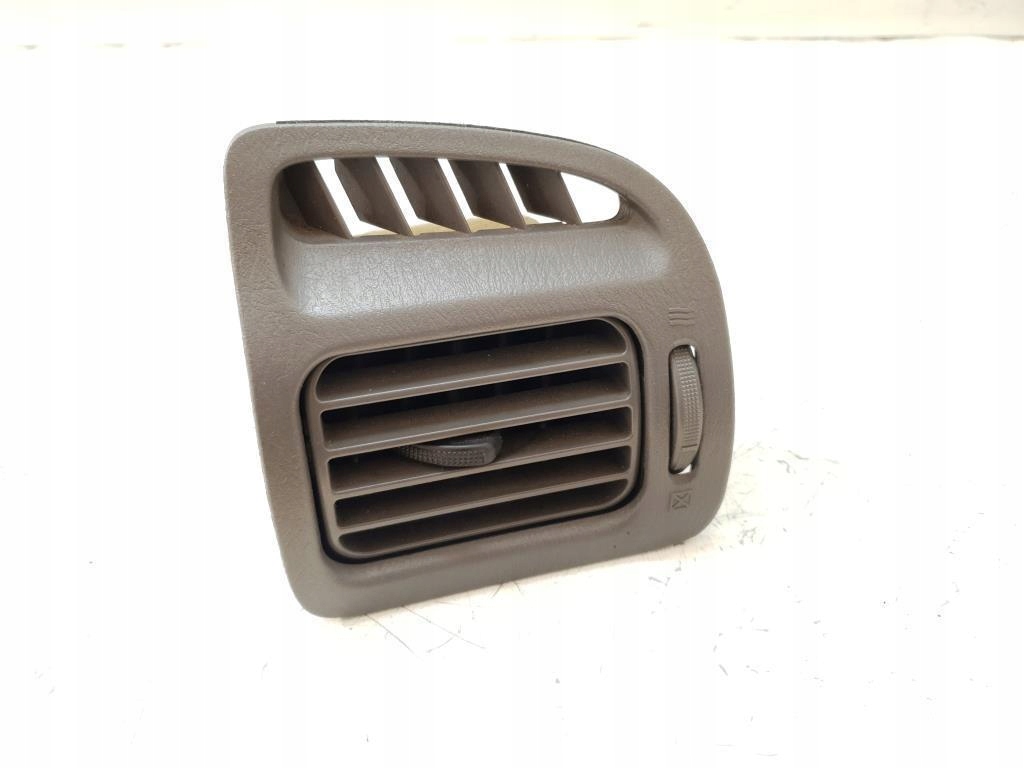 фото №1, Решётка обдув правая mazda 626 v