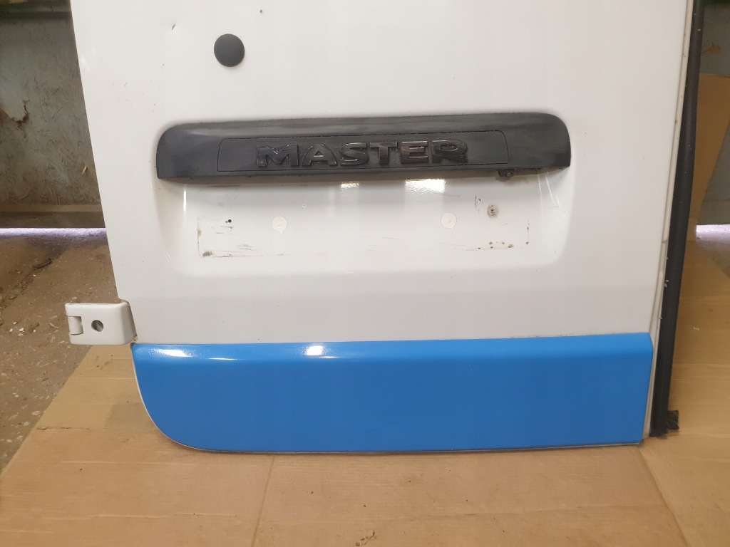 фото №2, Renault master iii дверь левый задняя камера полный