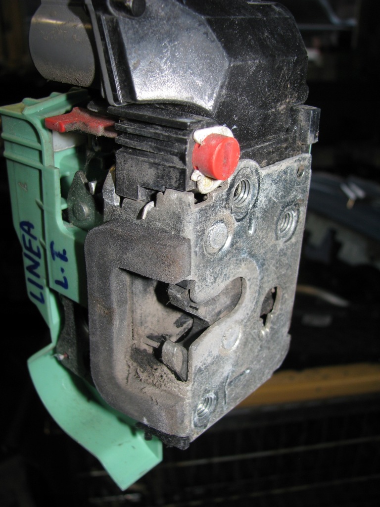 фото №3, Fiat linea замок дверь левый задняя