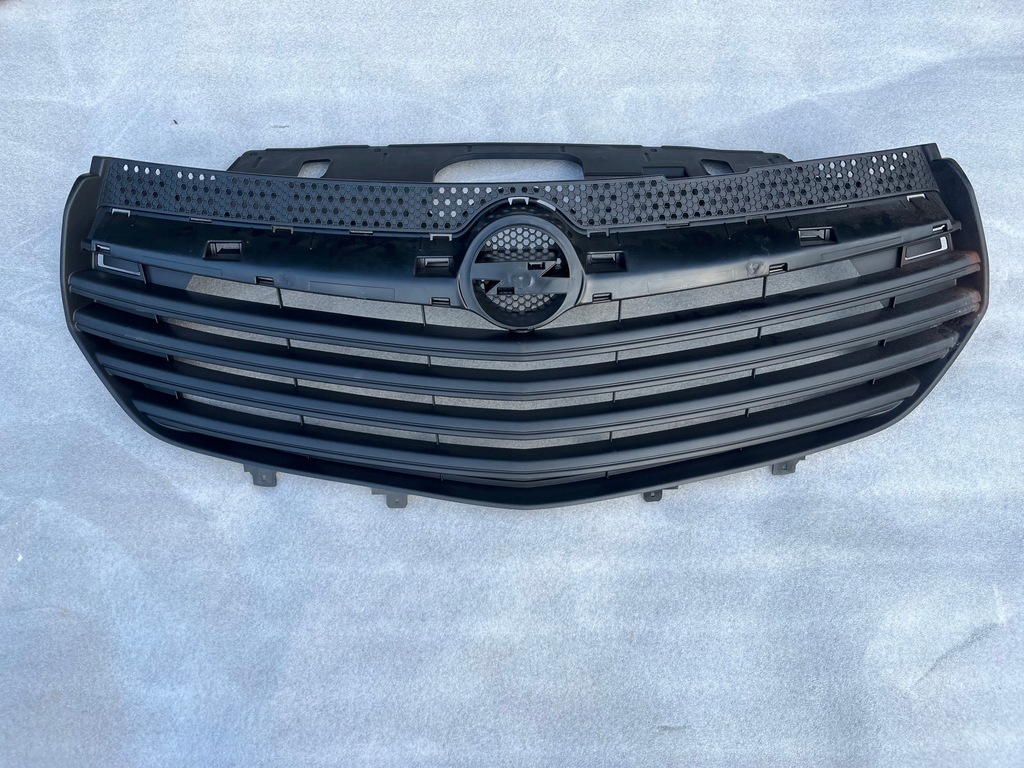 фото №1, Opel vivaro ii b решётка радиатора решётка радиатора 623104066r