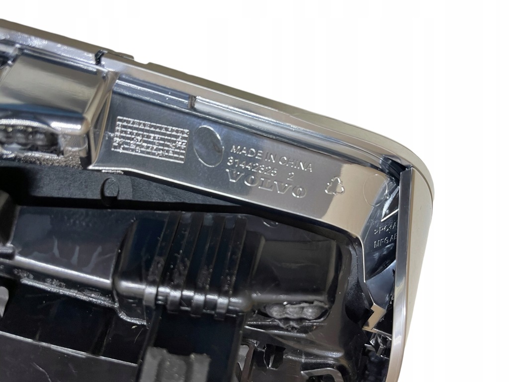 фото №8, Dekor консоли воздуховоды защита kpl volvo xc60 ii