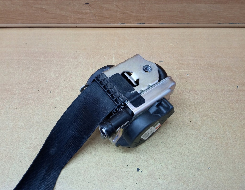 фото №3, Pas безопасности левый перед jaguar f-pace x761