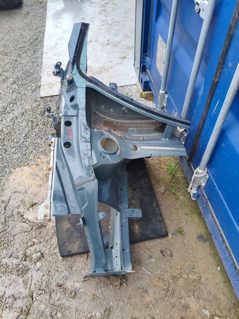 фото №2, Hyundai ioniq 5 чверть права лонжерон