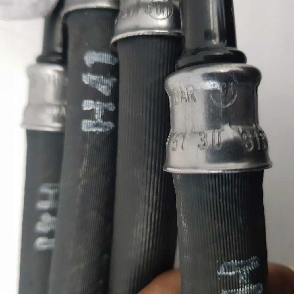 Mercedes om642 шланг трубка масла 6421805130 nowa Доставка