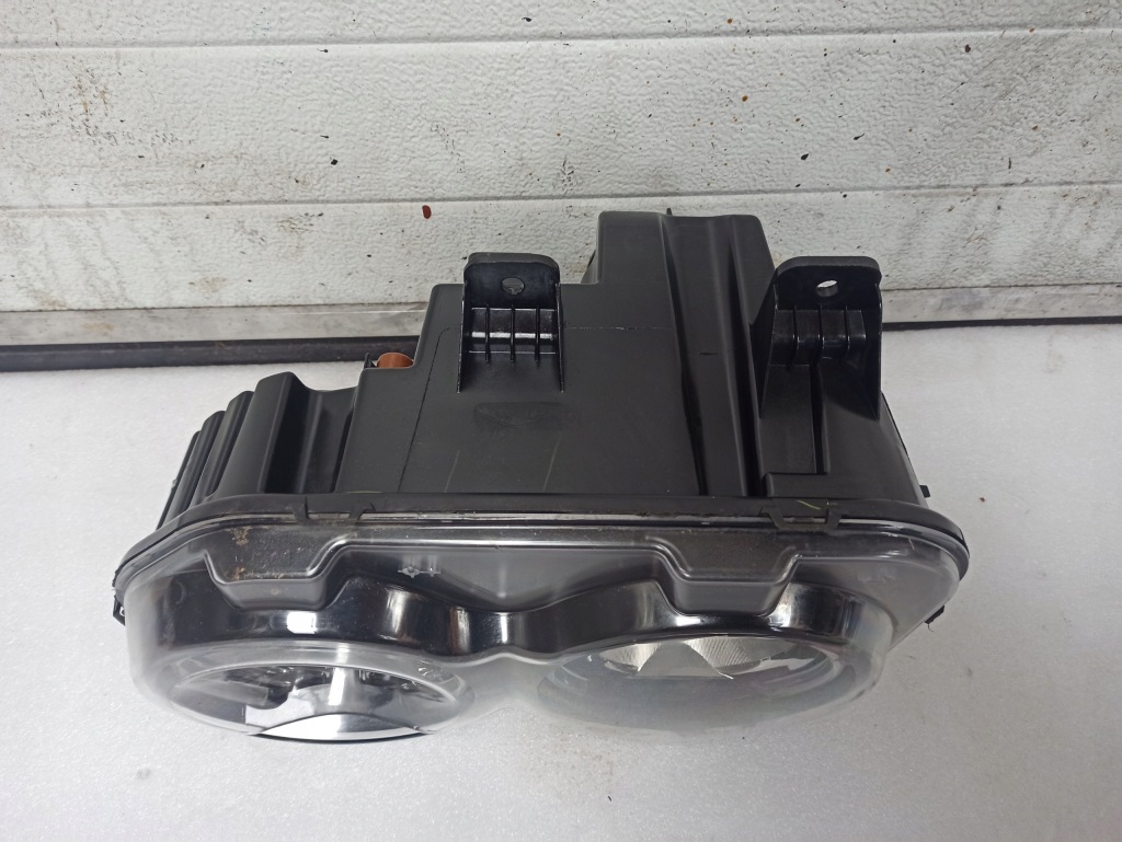 Фара правий led dodge challenger 68174064-af Оригінал