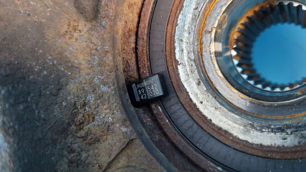 фото №11, Toyota rav4 v 19r поворотний кулак ступиця правий перед 43211-33130