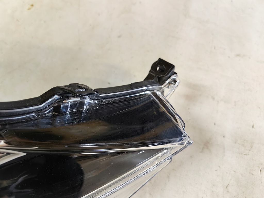 фото №6, Toyota auris ii- лампа лінза led права polecam