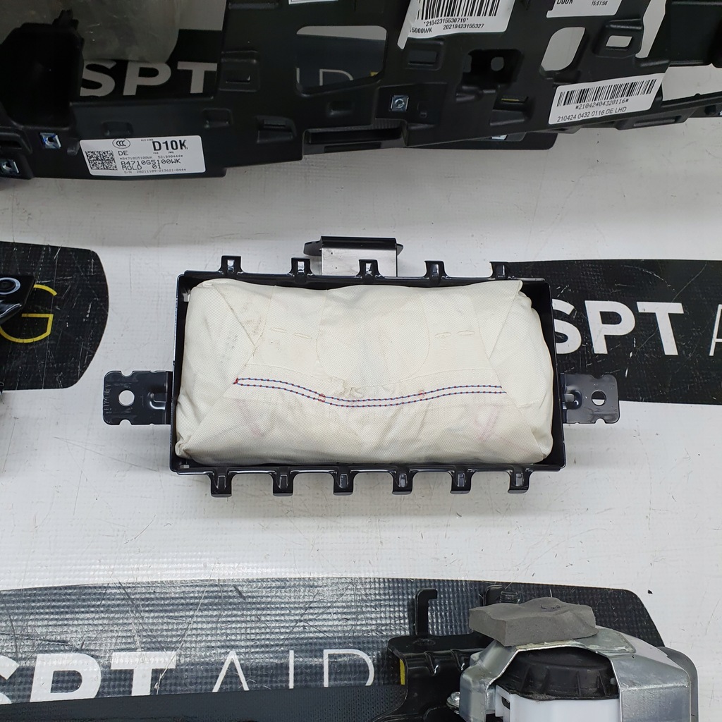 фото №8, Niro i 1 przed lift панель приладів консоль подушки безпеки ремені подушка безпеки