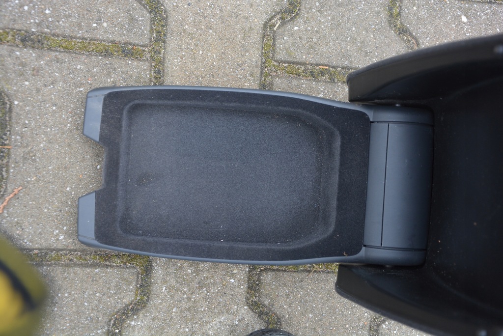 фото №6, Подлокотник тканевый раздвижной audi a6 c7 2013r