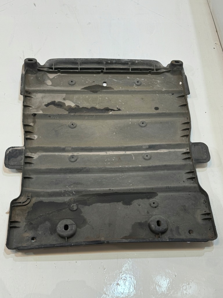 фото №1, Плита защита подвеска vw passat b8 5q0825230h