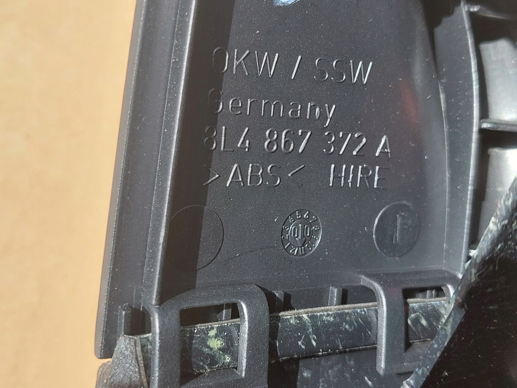 фото №9, Audi a3 8l 5d 5 дверь ручка обшивка правый задняя с oparciem czarna ok