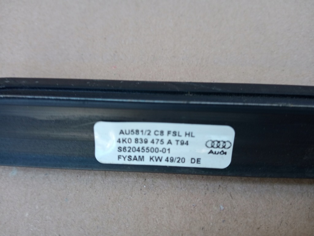 фото №5, Audi a6 c8 молдинг уплотнитель дверь левый задняя