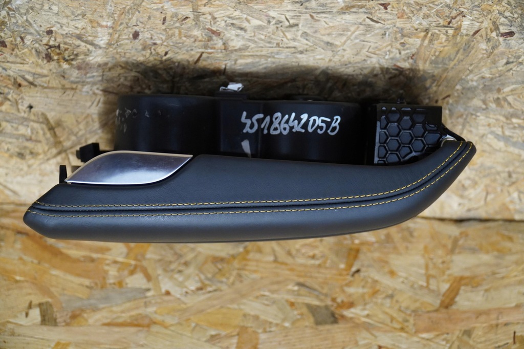 фото №10, Підлокітник тунель 4s1864205b жовта nić audi r8 4s ii оригінал ідеальний стан 16-