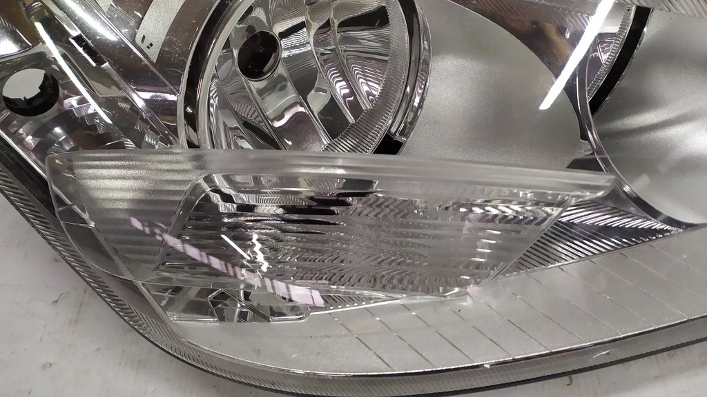 фото №7, Лампа правый перед ford b-max оригинальный номер