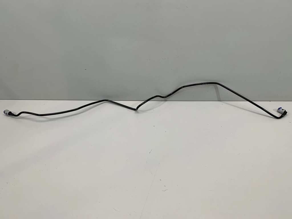 фото №4, Porsche 911 992 шланг трубка топлива обратка 992121638