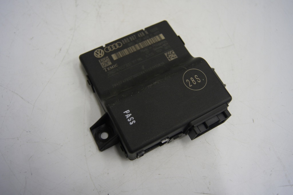 фото №1, Audi a4 b8 lift kombi allroad 2.0 tdi шлюз модуль