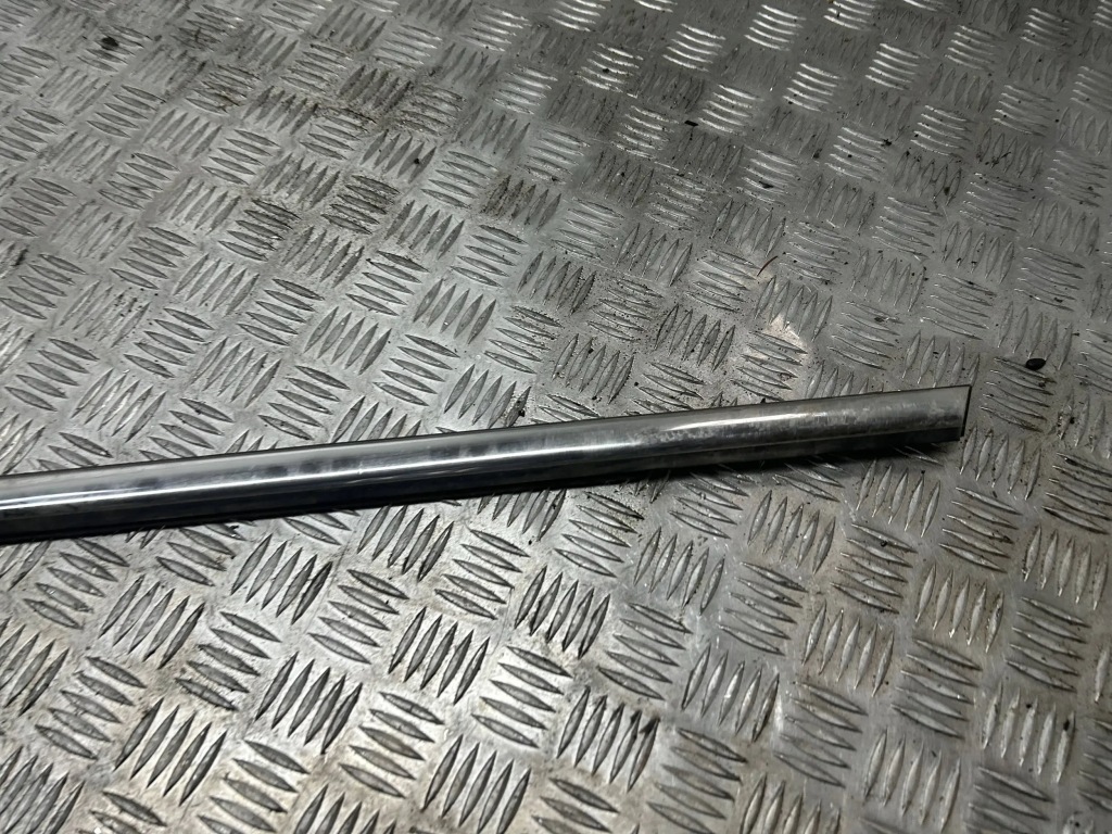 фото №4, Молдинг ущільнювач двері хром лівий перед ford b-max