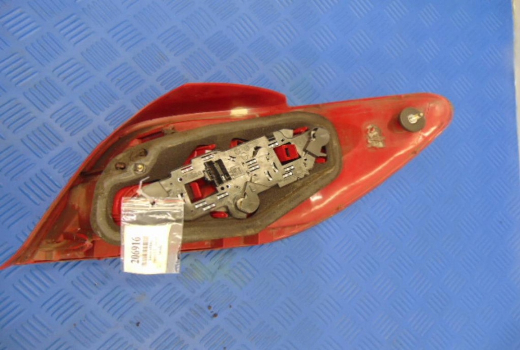 фото №3, Peugeot 307 лампа задняя левая