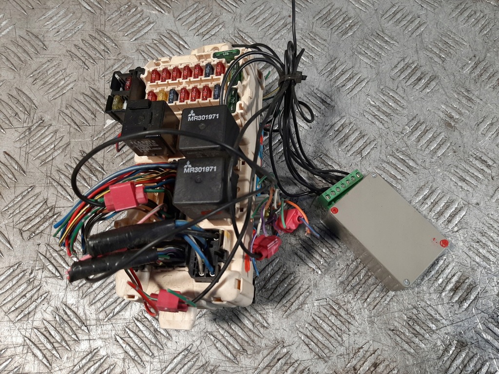 фото №15, Mitsubushi galant 2.4gdi 00r блок керування двигуна kpl