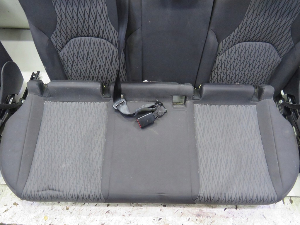 фото №5, Сиденья заднее сиденье комплект сидений leon iii 5f