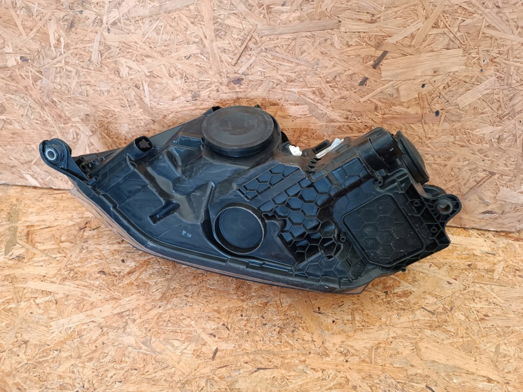 Фара правый перед европа  6v1941016b skoda fabia 3 3 линза led Оригинал